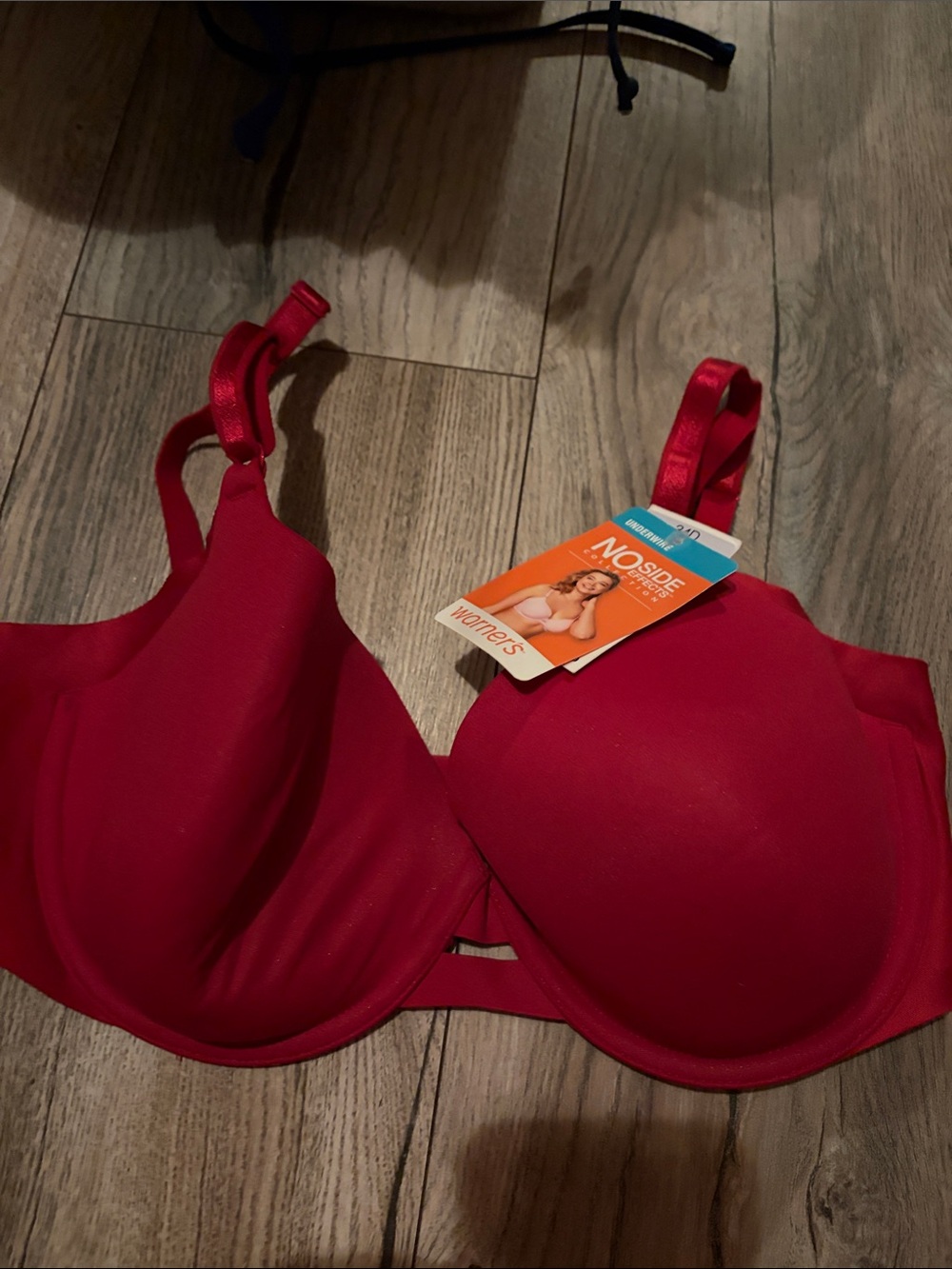 Warner's Red Smooth T-Shirt Bra with Molded Cups